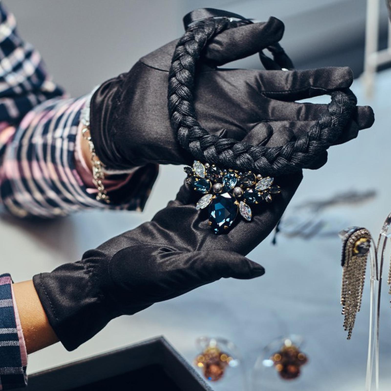 Schmuckhandschuhe schwarz, wei – Jewelry Making Gloves Bewertung und Preis